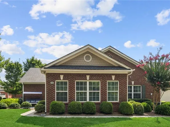 481 Sawnee Corners Dr, Cumming, GA 30040