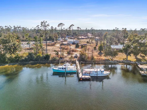 7212 Washington Ave, Southport, FL 32409