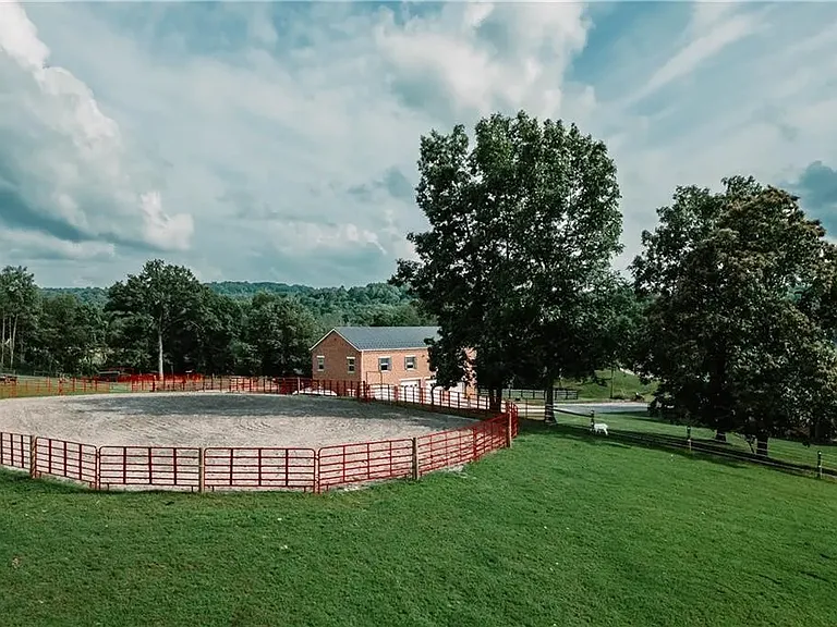 2318 Fleming Rd — Photo 34