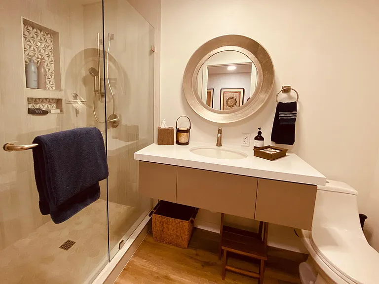 Hall bath