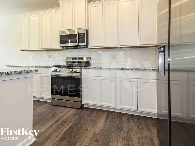 212 Ashborne Ln — Photo 6