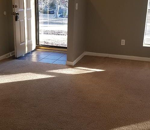 5th image of 315 Candlewood Dr