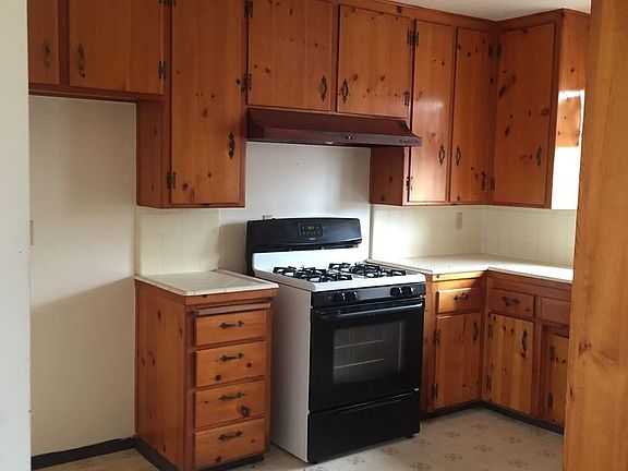 3rd image of 280 Tognazzini Ave APT B