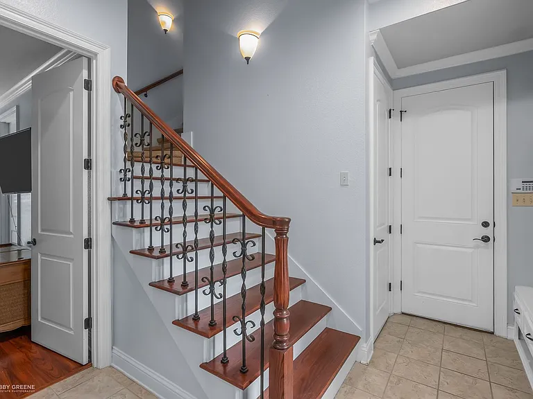 205 Beau Sejour Dr — Photo 26