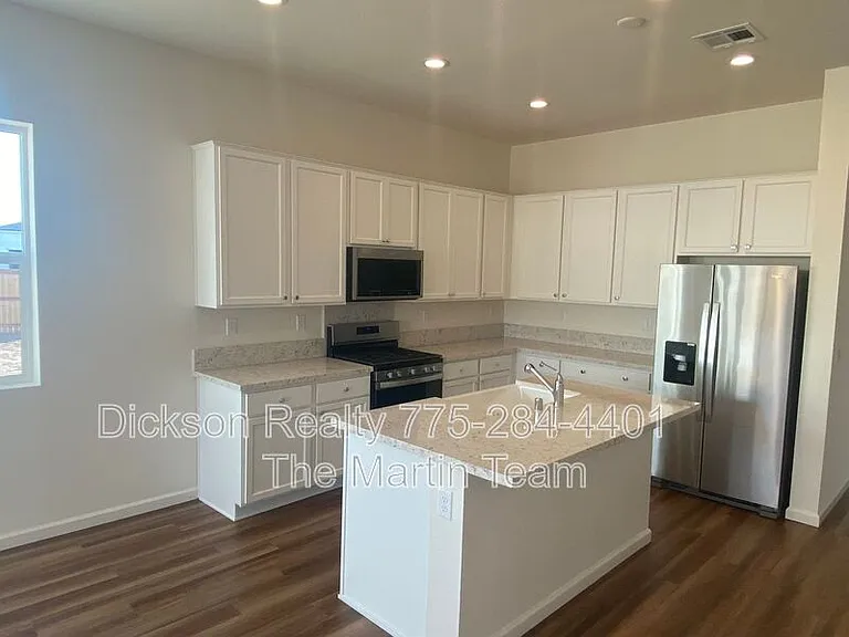 7630 Navasota Dr — Photo 3