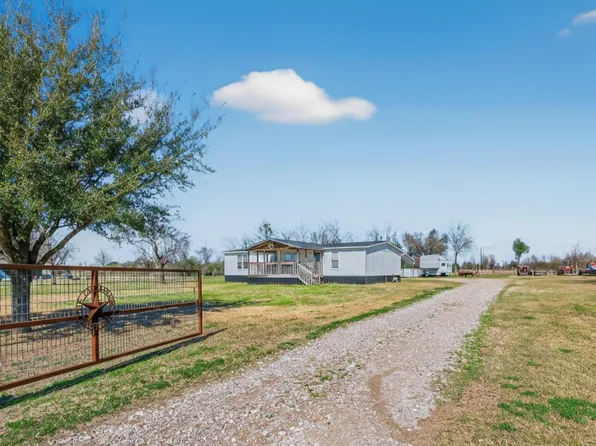 34658 Rodeo Rd, Waller, TX 77484