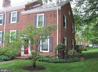2951 S Columbus St, Arlington, VA 22206