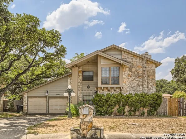 5423 TIMBER TRACE ST, San Antonio, TX 78250