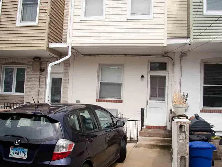 616 S Ellwood Ave — Photo 14