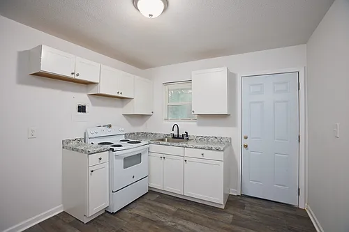 1171 Woodland Avenue Northeastunit Photo 1