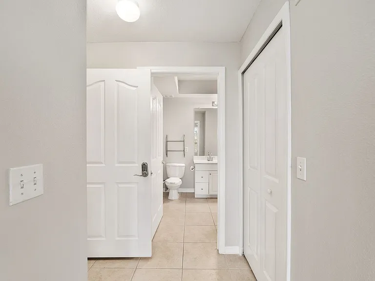 2291 NW 16th Ter #2291 — Photo 13