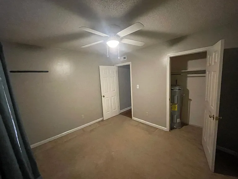 3317 Christopher Dr NW — Photo 11