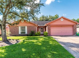 3006 S Peach Hollow Cir, Pearland, TX 77584
