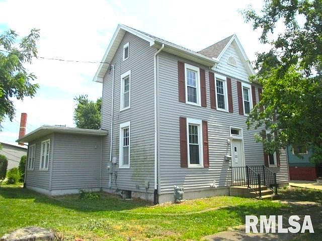 1st image of 402 S 7th St