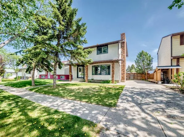 4308 W 55th St NE, Calgary, AB T1Y 4B7