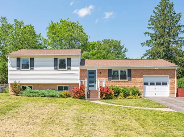 8866 Humphrey St, Cincinnati, OH 45242