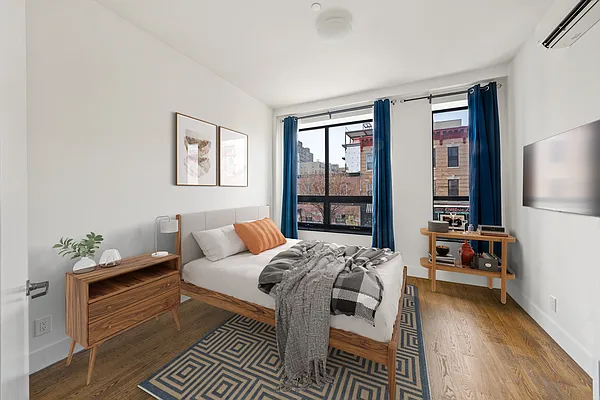 Rented by Compass | media 16