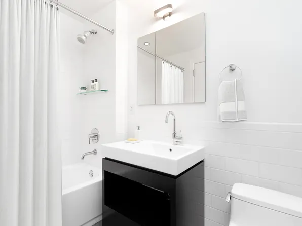 554 West 54th Street image 11 of 57