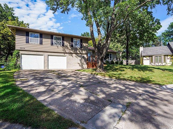 3rd image of 2624 Bardith Ct