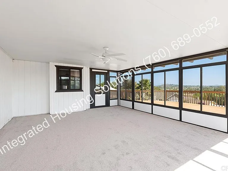 945 Pinon St — Photo 15
