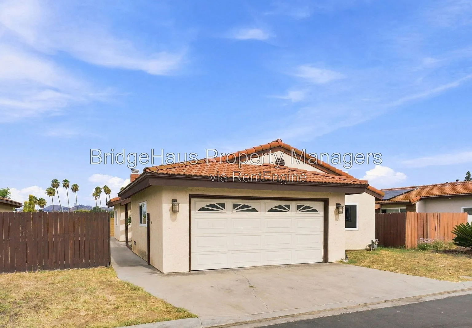 3 bed, 2.0 bath, 1200 sqft, $3,700 — Photo 3