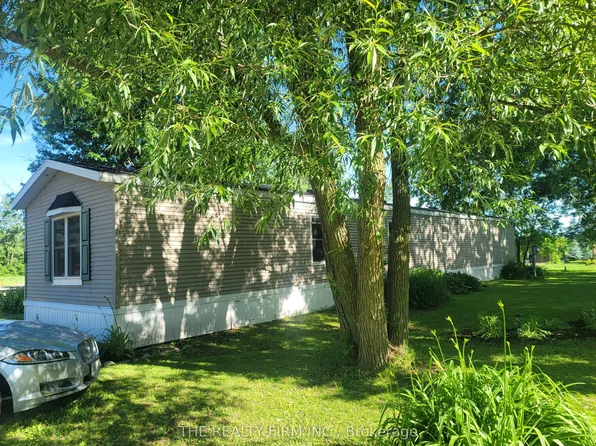 75049 Hensall Rd #18, Huron East, ON N0K 1W0