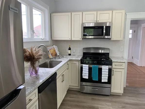 96 Rhode Island Ave, Pawtucket, RI 02860