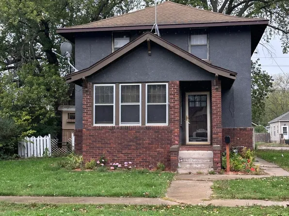 102 9th St N, Northwood, IA 50459