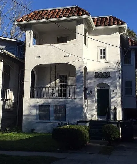 2025 Calhoun St — Photo 1