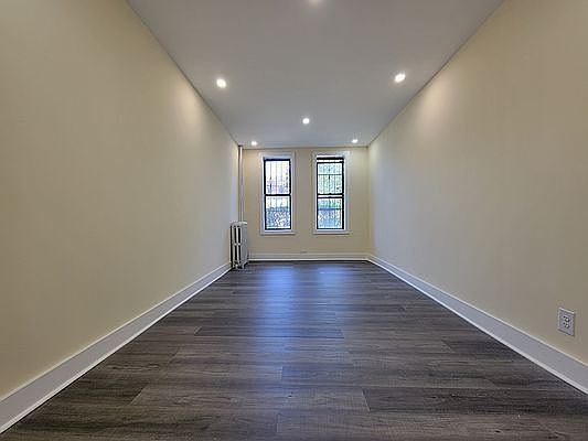 4th image of 1035 45th St #3S