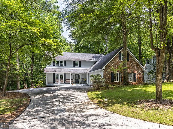 2nd image of 645 Branch Valley Ct