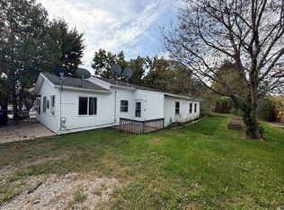 3368 W Hill Dr, Columbia City, IN 46725