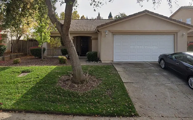 4247 Stromford Way — Photo 1
