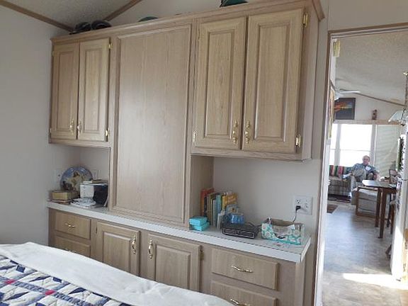4th image of 7201 E 32nd St #456