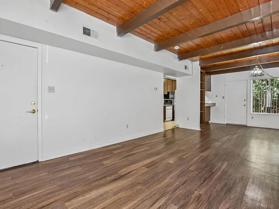 Alvarado Parkside