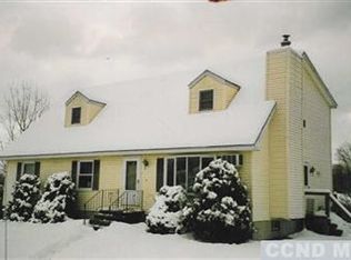 105 Royal Rd, Stuyvesant, NY 12173