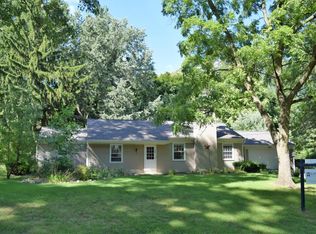 956 Parmelee Ave NW, Grand Rapids, MI