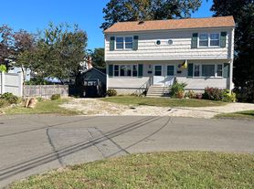 17 Locust St, Norwalk, CT
