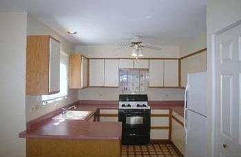 5th image of 1381 Glengary Ln #L