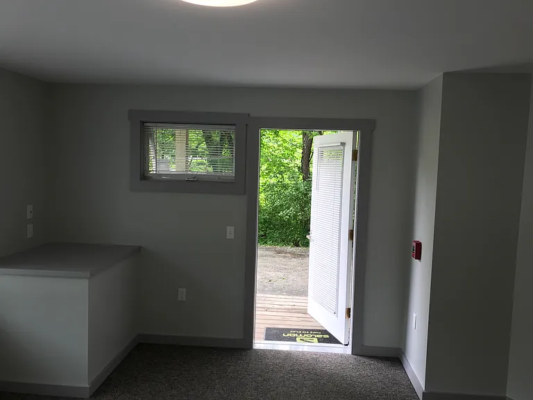 3391 Mountain Rd #F — Photo 3
