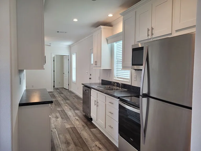 5548 Annette St #52 — Photo 11