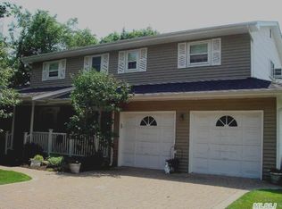 19 Rachel Ave, Commack, NY 11725
