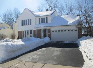 171 Daven Dr, Getzville, NY