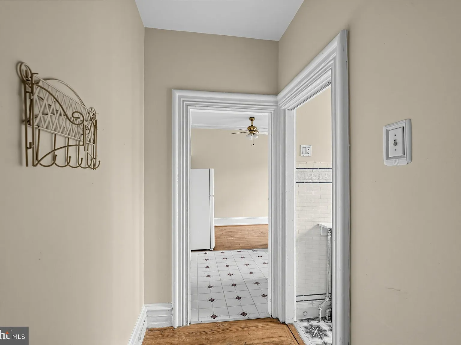 2 bed, 1.0 bath, 750 sqft, $1,445 — Photo 3