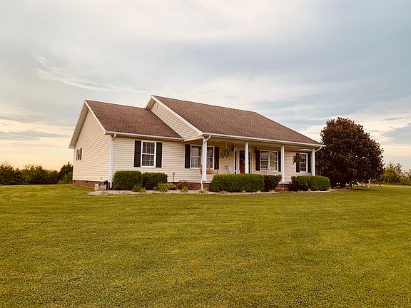 3rd image of 65 Cooper Dr