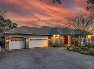 3375 Montecito Ln, Santa Rosa, CA 95404