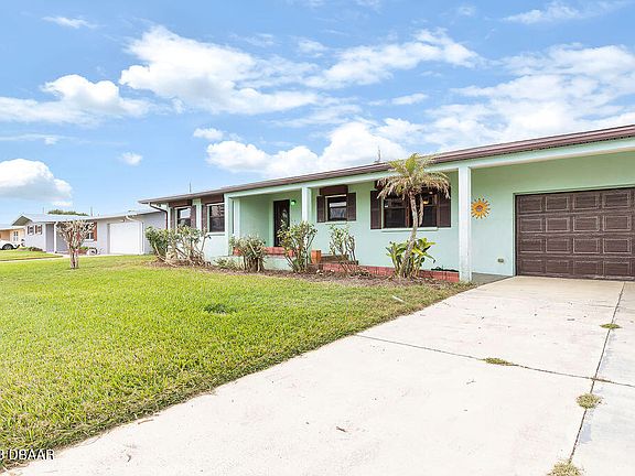 4th image of 2544 E Coral Way