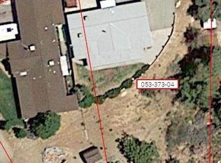 14 Earl Pascoe Rd, Wofford Heights, CA 93285