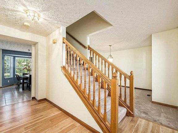 3rd image of 1532 Winslow Ct