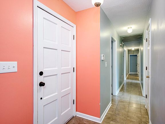 5th image of 205 Hillbrook Drive